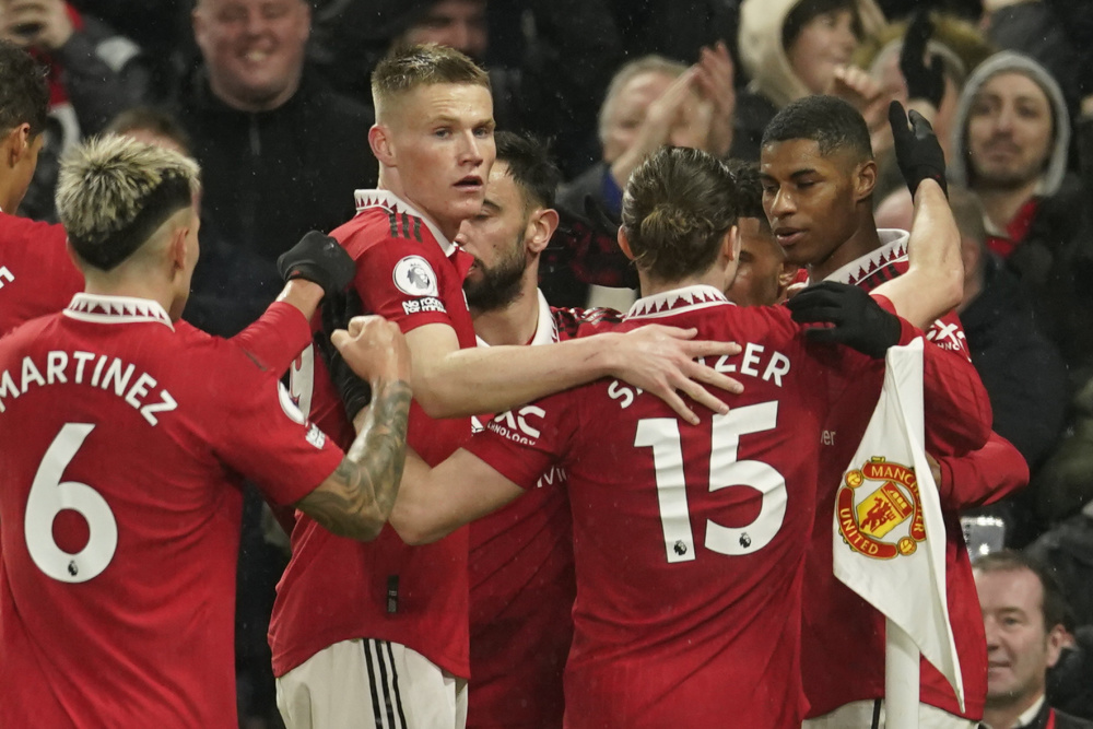 金玟哉：疼痛导致了失误但我应踢得更好；若能夺冠我会很高兴.